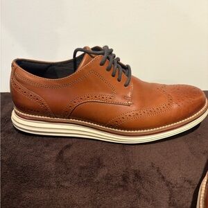 Cole Haan Men's Brown Leather Oxford Shoes
Worn once